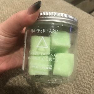 HARPER + ARI Exfoliating Sugar Cubes Juice Cleanse
